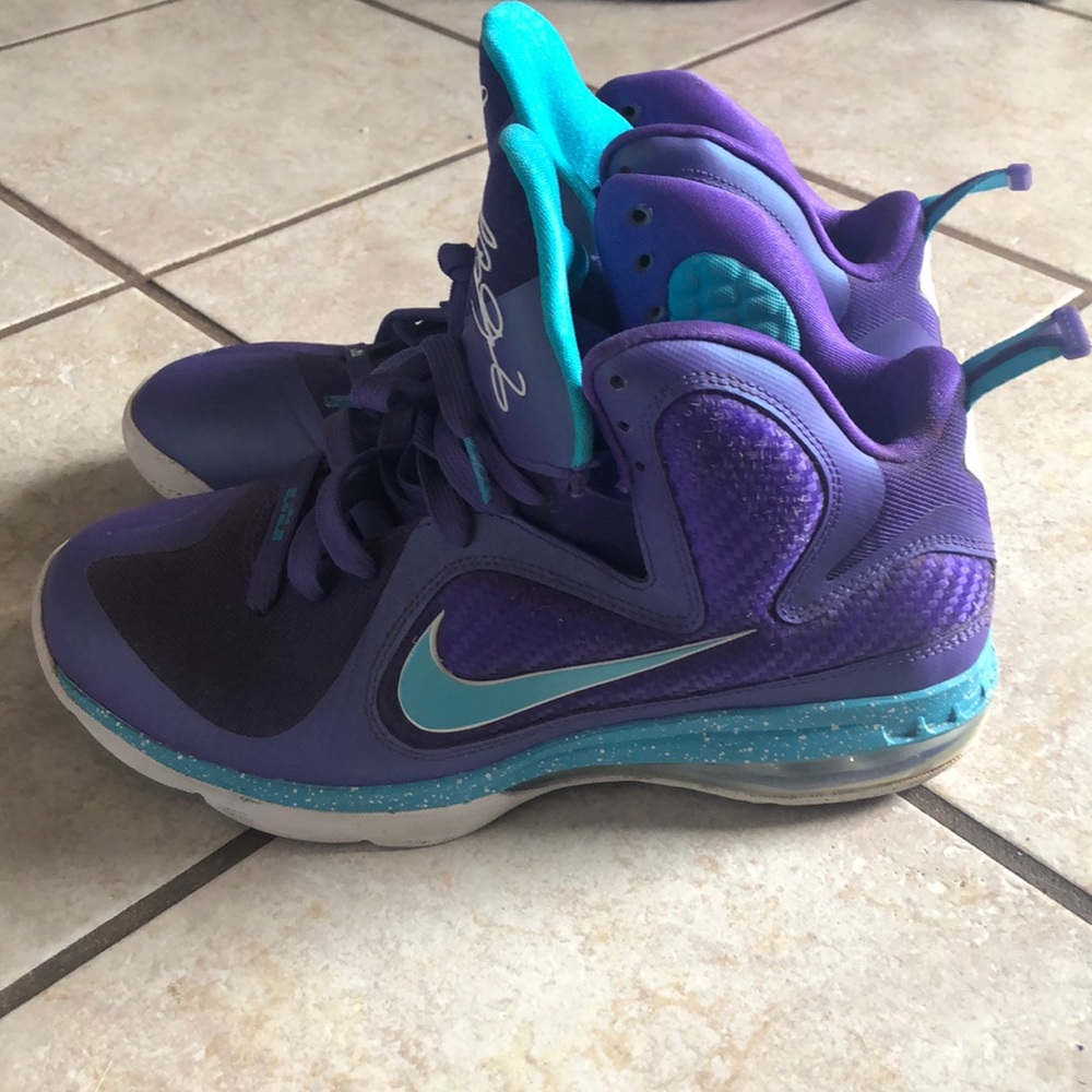 Nike Lebron 9 Summit Lake Hornets - Picture 4 of 4